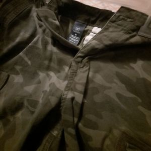 Bundle of Men's Cargo shorts (4 pair)